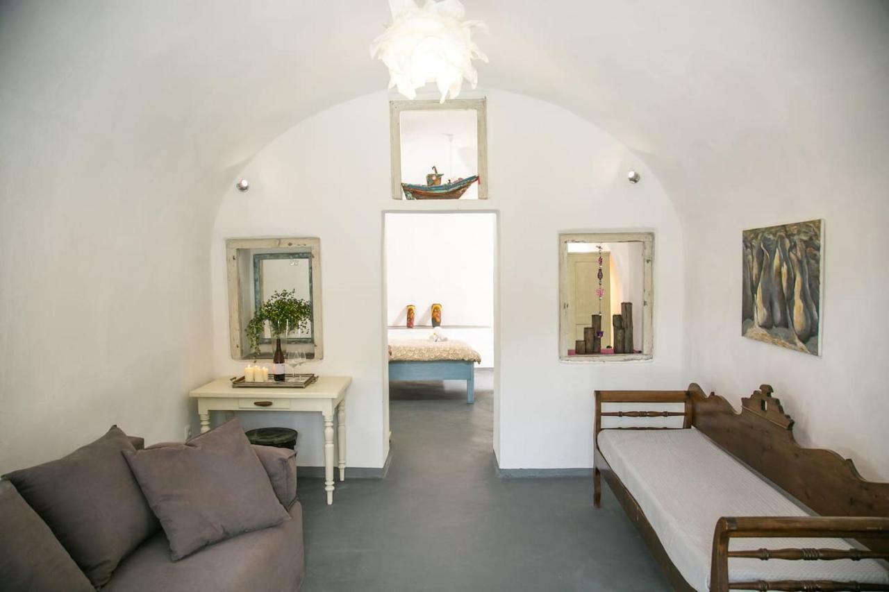 锡拉夏岛Agrilia Secluded Cave House别墅 外观 照片