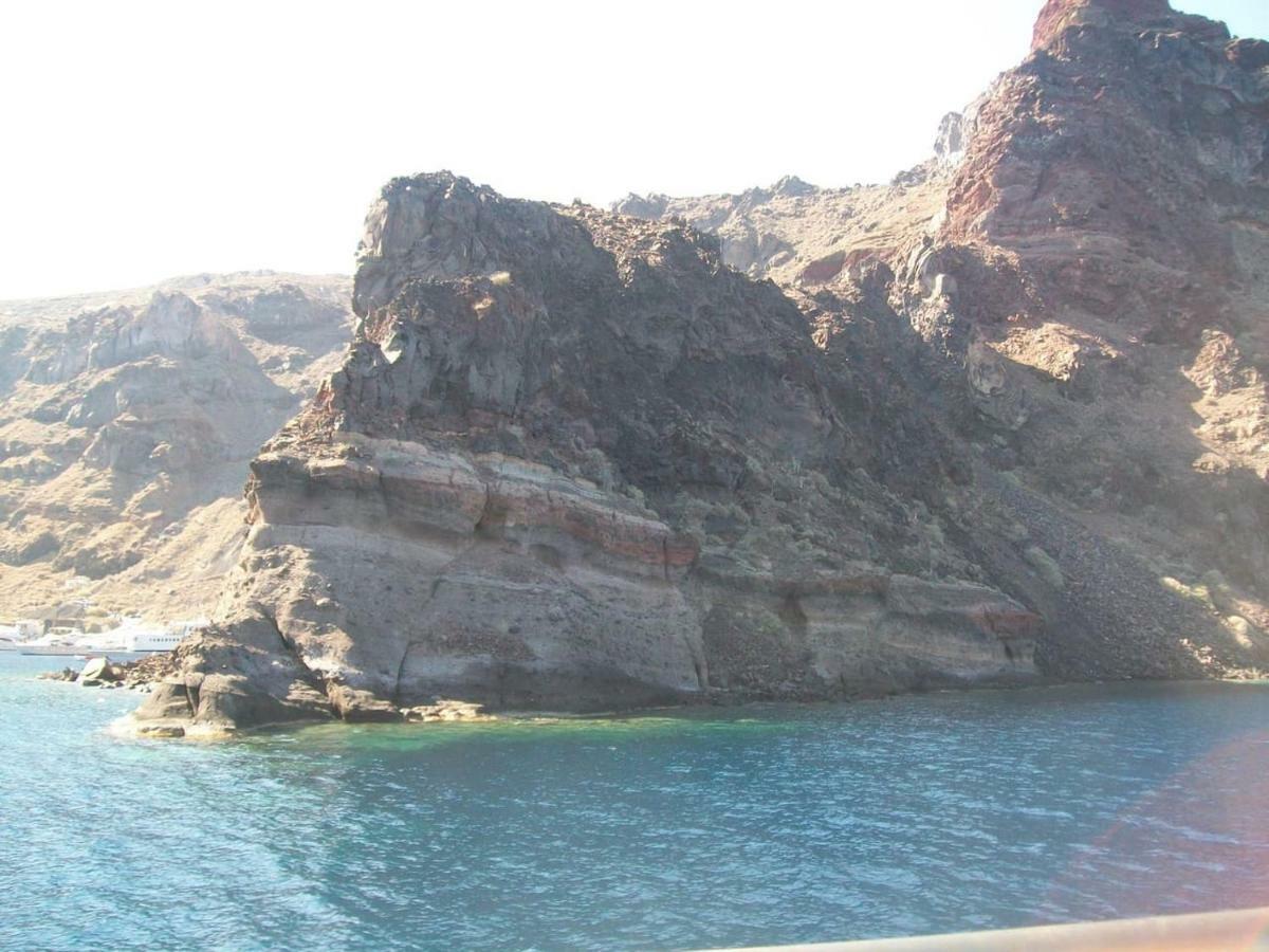 锡拉夏岛Agrilia Secluded Cave House别墅 外观 照片