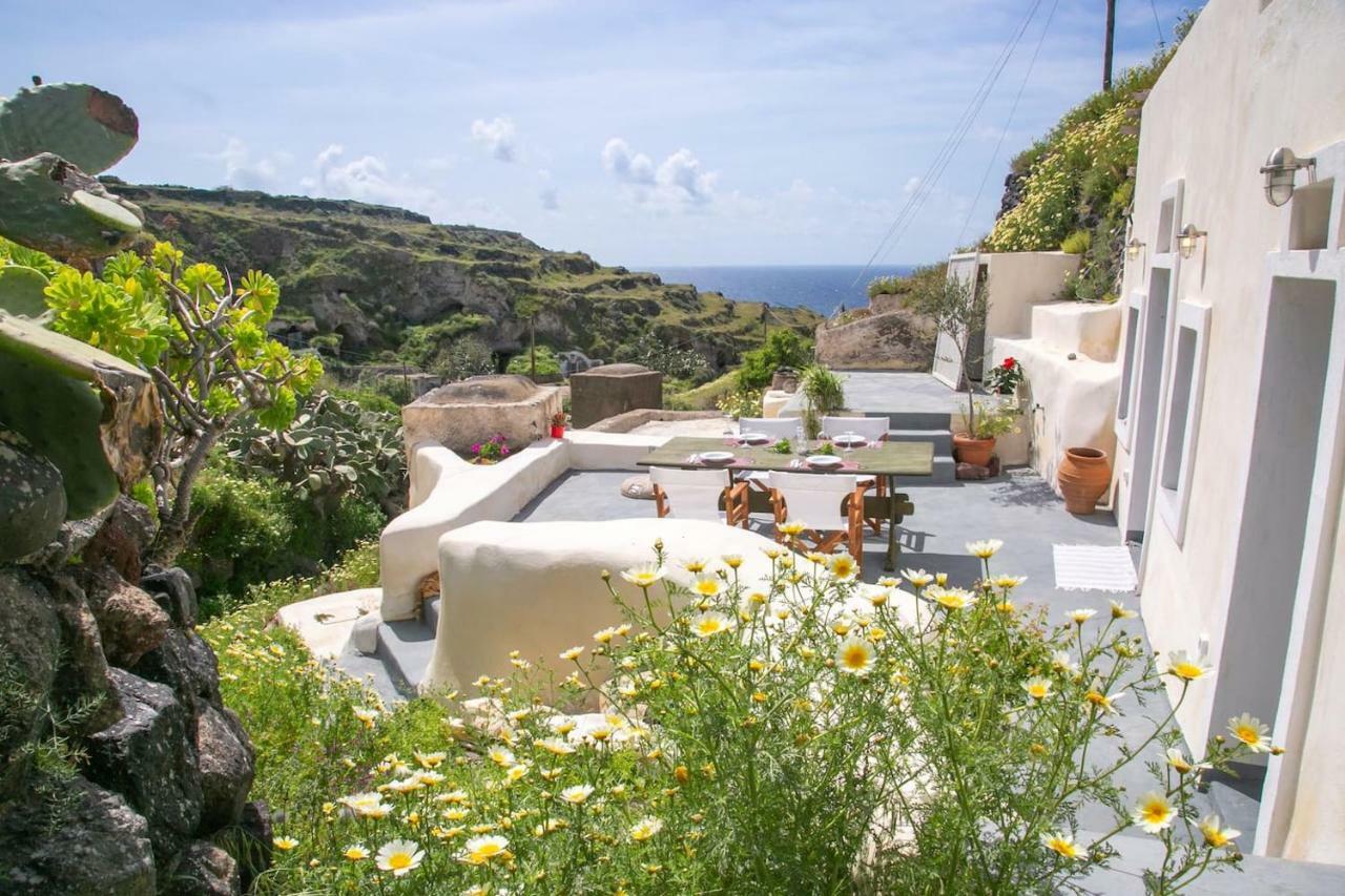 锡拉夏岛Agrilia Secluded Cave House别墅 外观 照片